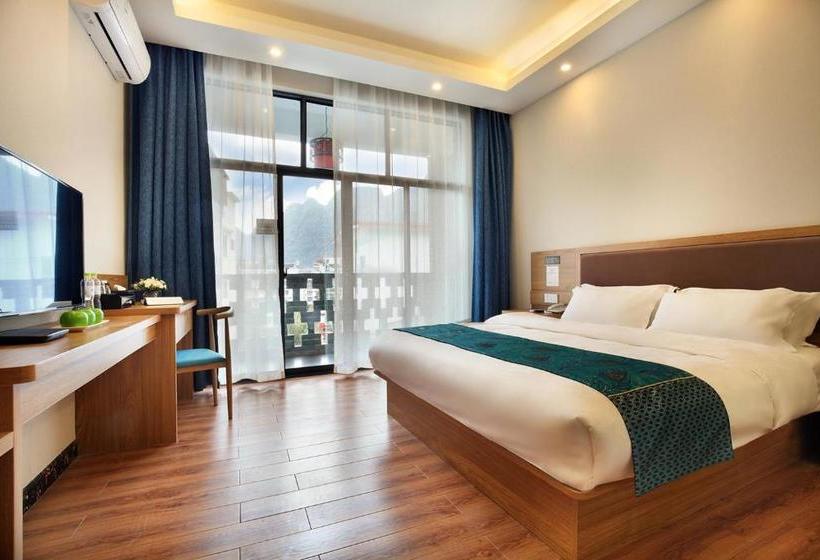 Отель Qingyunge