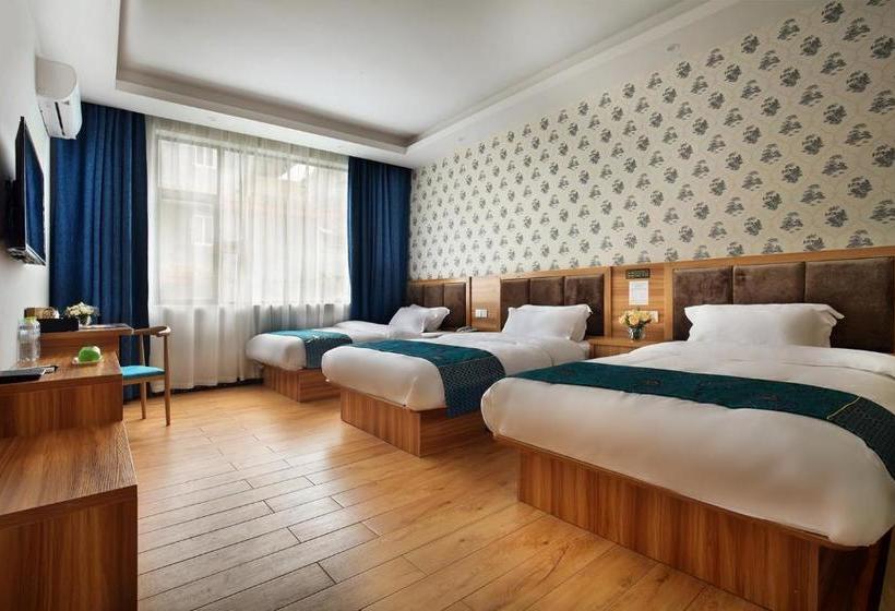 Отель Qingyunge