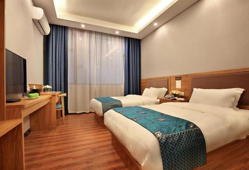 Отель Qingyunge