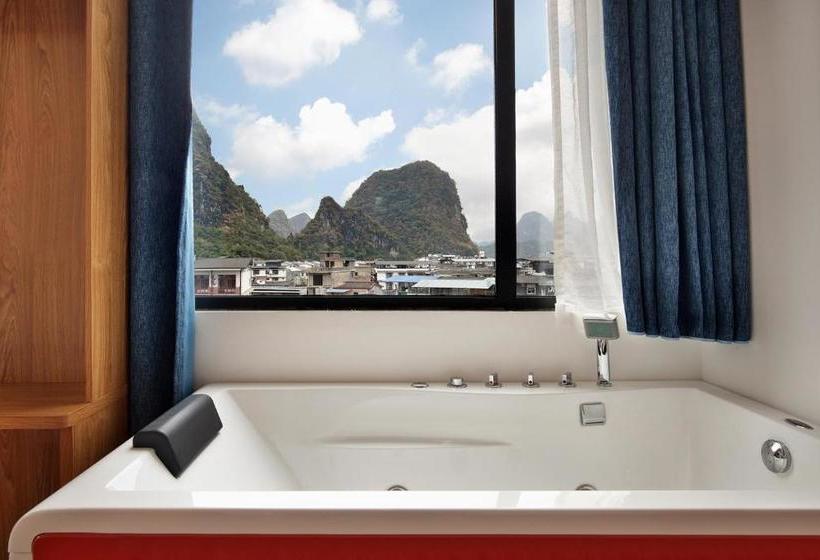 Отель Qingyunge