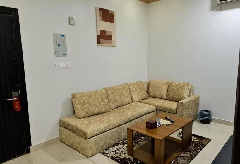 فندق شمس الشاطئ للشقق المخدومة