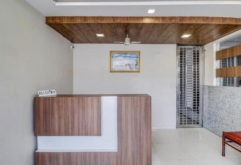 هتل Spot On 63835 Jannat Manzil