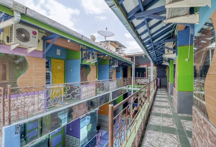 펜션 Koolkost Female Syariah @ Gejayan Jogja