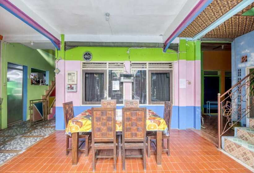 펜션 Koolkost Female Syariah @ Gejayan Jogja