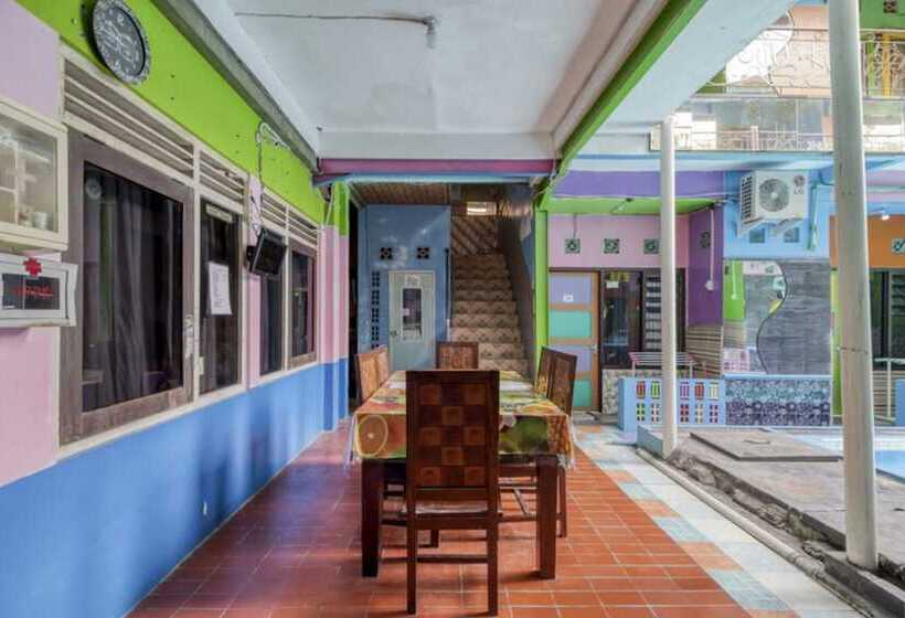 펜션 Koolkost Female Syariah @ Gejayan Jogja