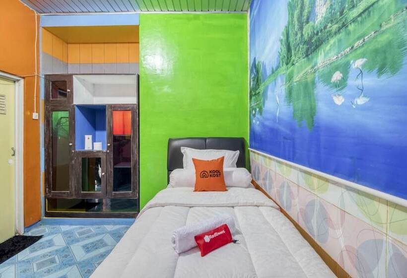 펜션 Koolkost Female Syariah @ Gejayan Jogja