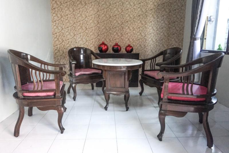 Пансион Reddoorz Syariah At Berlian Homestay Wirobrajan