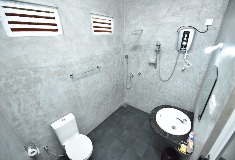 مبيت وإفطار The Summer Resort