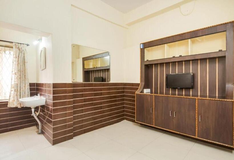 Отель Aahvanam Guest House