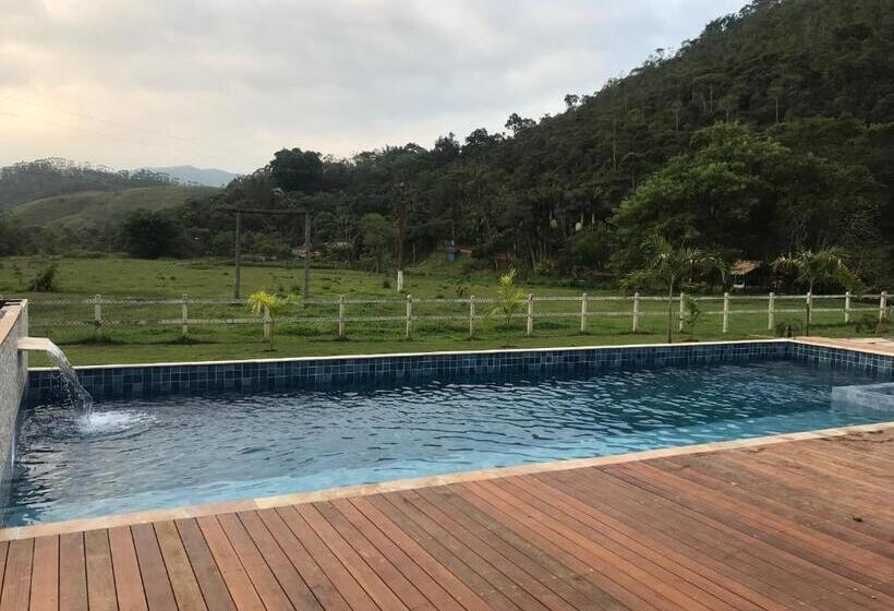 Отель Espaço Casa Na Rocha