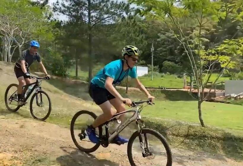 Отель Espaço Casa Na Rocha