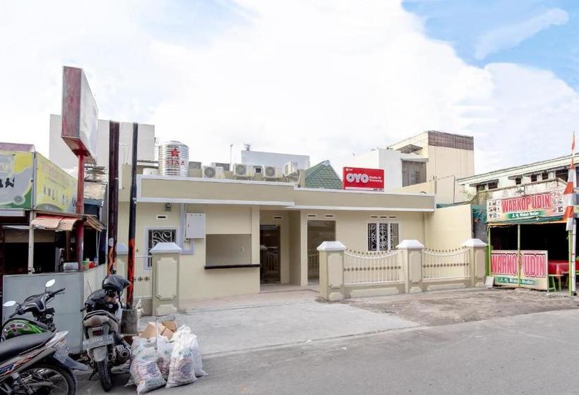 בית מלון כפרי Oyo 1505 Studio 10 Residence