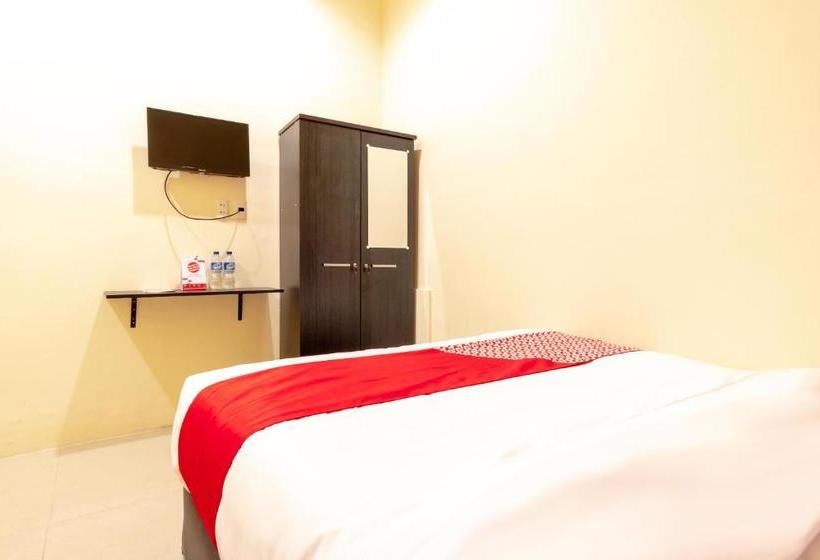 בית מלון כפרי Oyo 1505 Studio 10 Residence