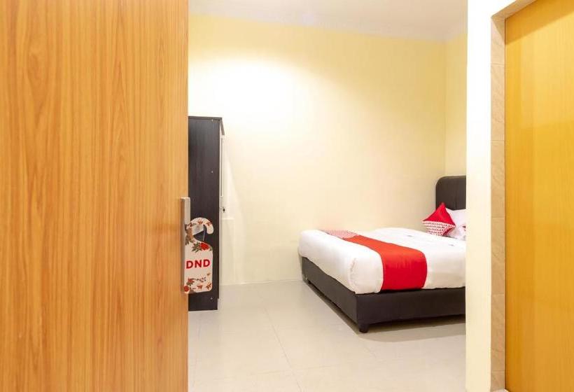 בית מלון כפרי Oyo 1505 Studio 10 Residence