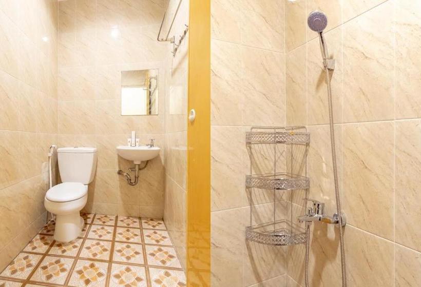 בית מלון כפרי Oyo 1505 Studio 10 Residence