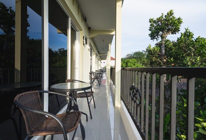 בית מלון כפרי Oyo 1855 Elise Exclusive Residence