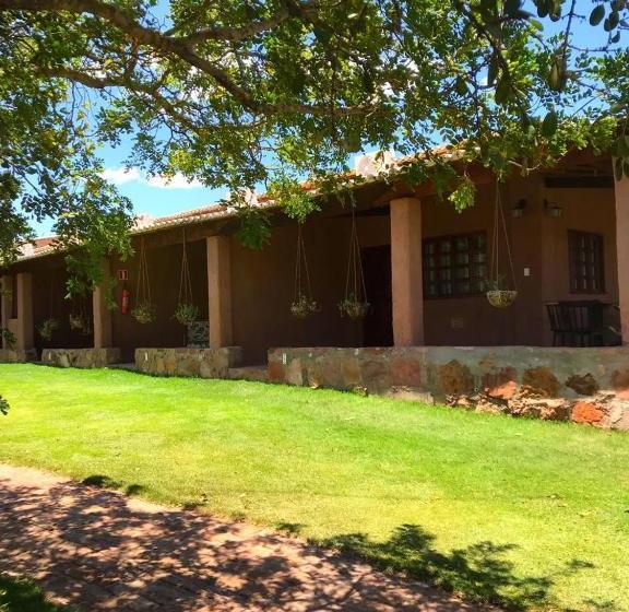 ホテル Pousada Castanho