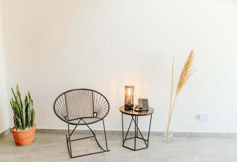 酒店 Six Two Four Urban Beach