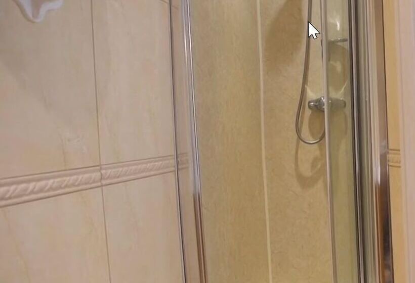 Lower Marsh Farm B&b