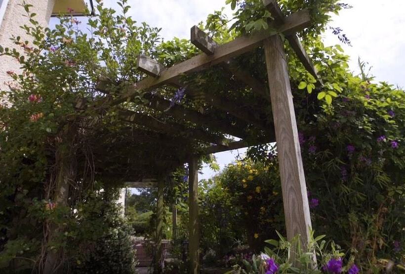 Lower Marsh Farm B&b