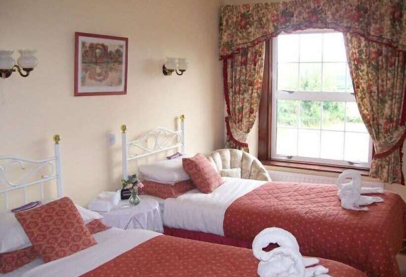 Lower Marsh Farm B&b