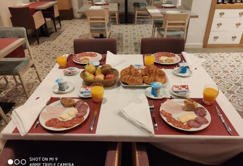 פנסיון Casa Néboa