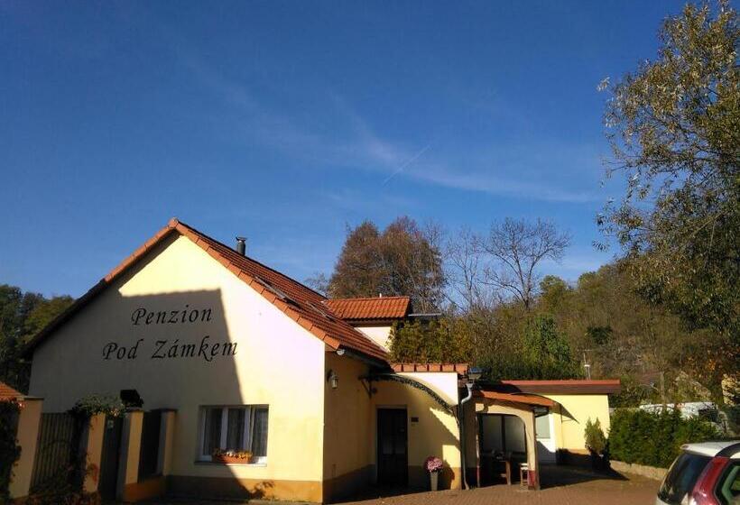 Pensió Penzion Pod Zámkem