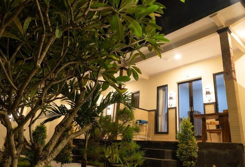 הוסטל Arunika Cottage