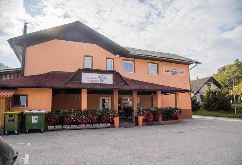 هاستل Rooms At Trimček