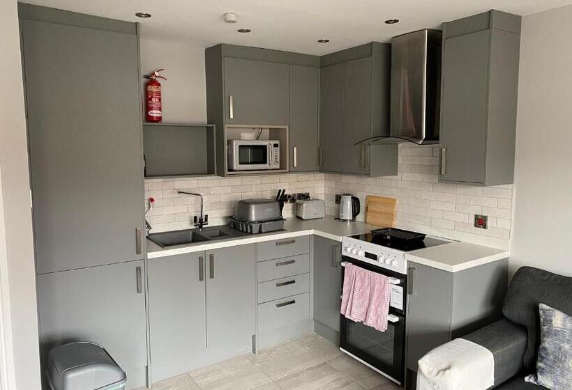 Buile Hill Holiday Flats