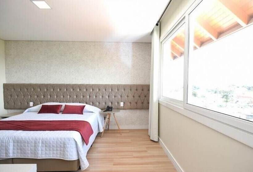 בית מלון כפרי Alles Berg