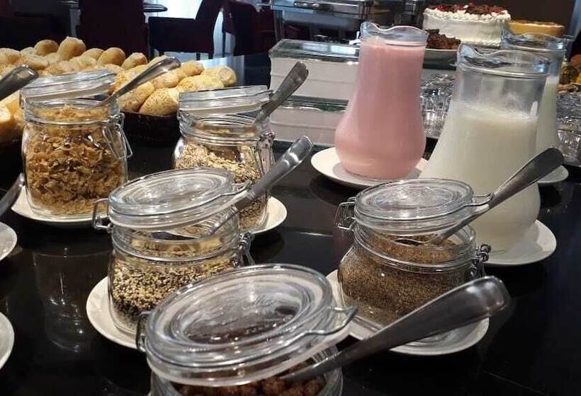 בית מלון כפרי Alles Berg