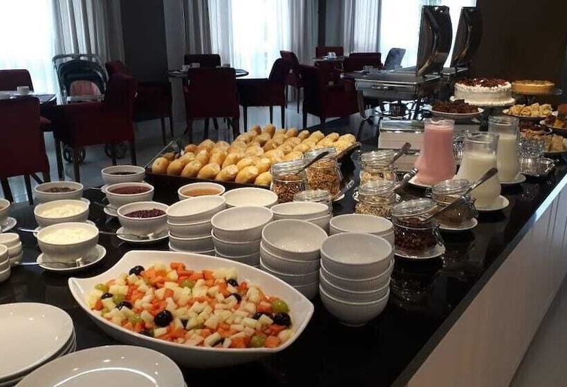 בית מלון כפרי Alles Berg