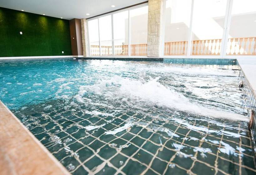 בית מלון כפרי Alles Berg