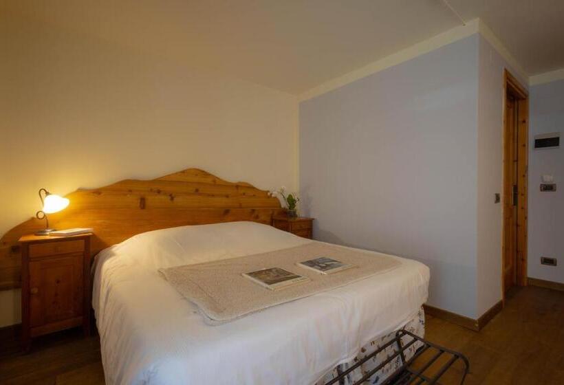 호텔 Alpine Forest