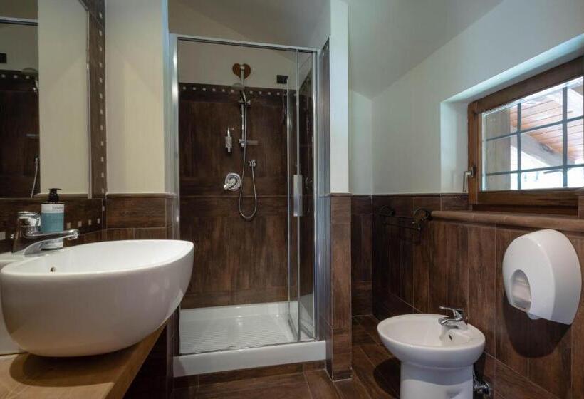 호텔 Alpine Forest