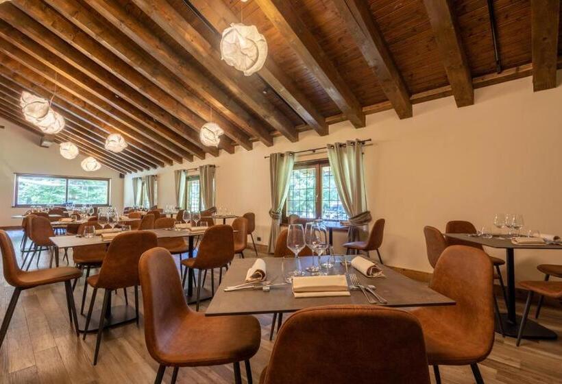 호텔 Alpine Forest