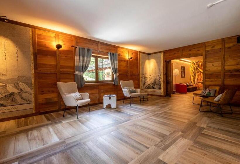 호텔 Alpine Forest