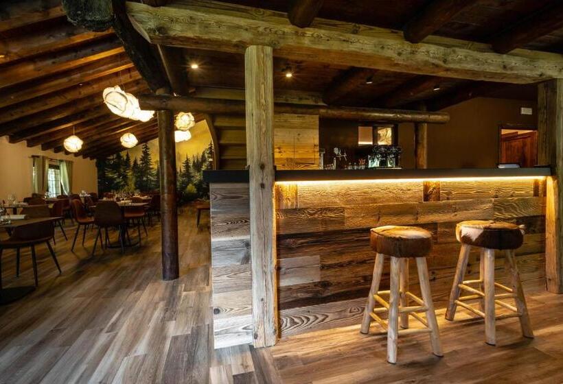 호텔 Alpine Forest