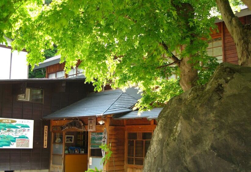 בית מלון כפרי Hacho No Yu