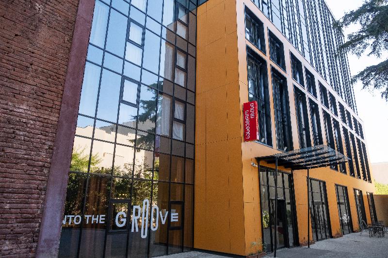 هتل Ibis Tbilisi Stadium