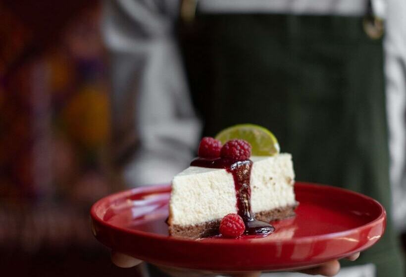 هتل Ibis Tbilisi Stadium