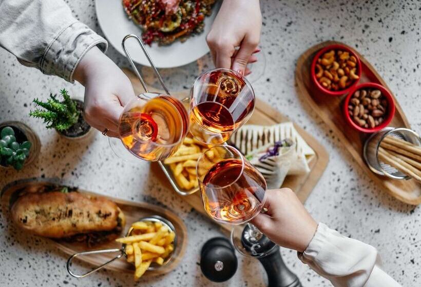 هتل Ibis Tbilisi Stadium