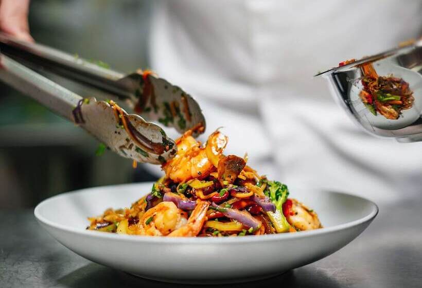 هتل Ibis Tbilisi Stadium