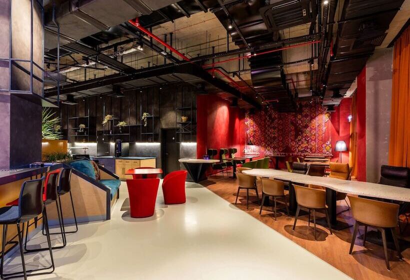 هتل Ibis Tbilisi Stadium