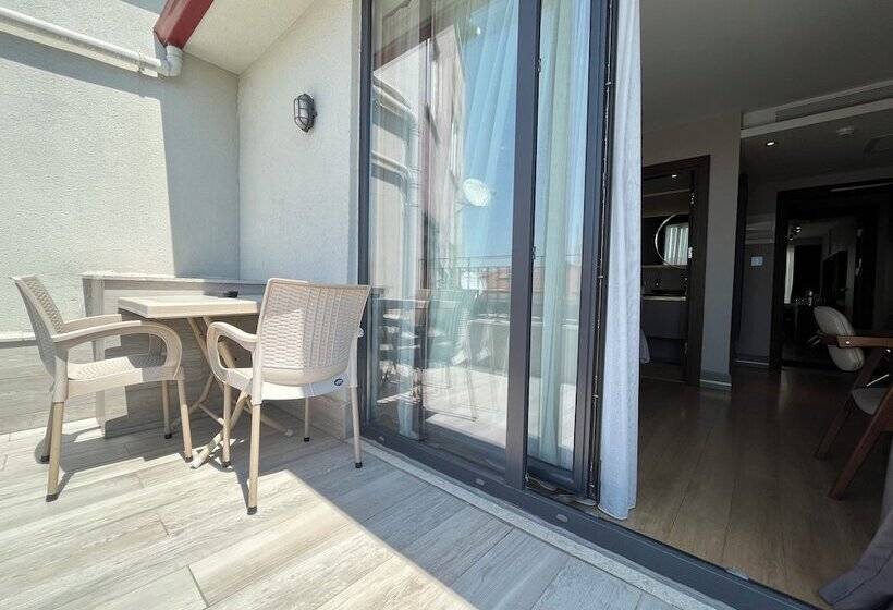 Kings Cross Hotel Istanbul