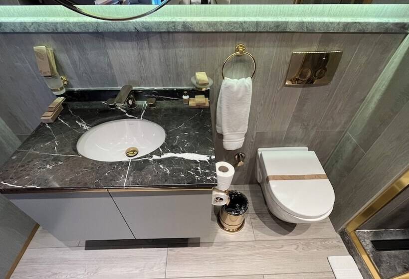 Kings Cross Hotel Istanbul