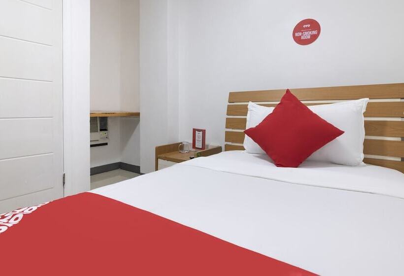 ホテル Oyo 416 Lucky