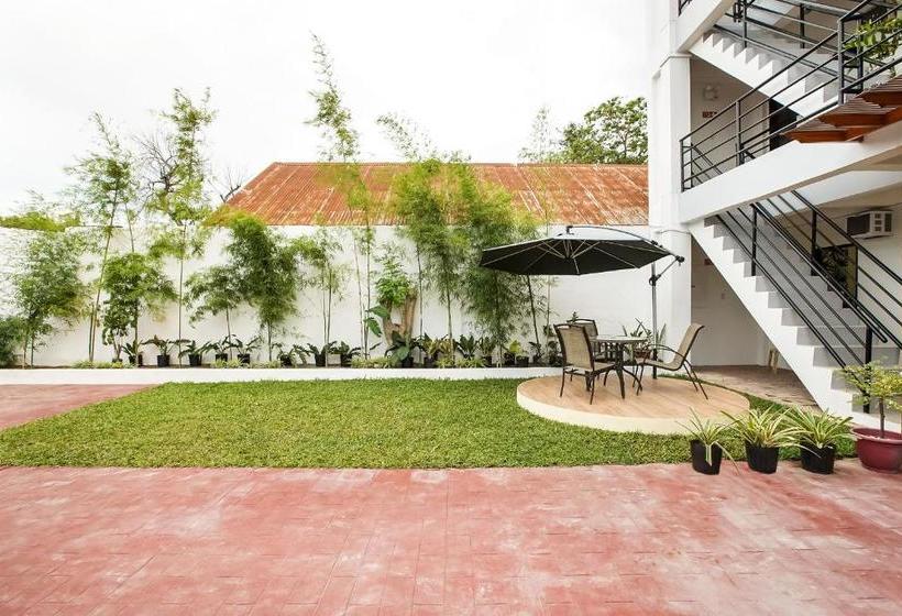 هتل Oyo 458 Kathy S Home Garden Suites