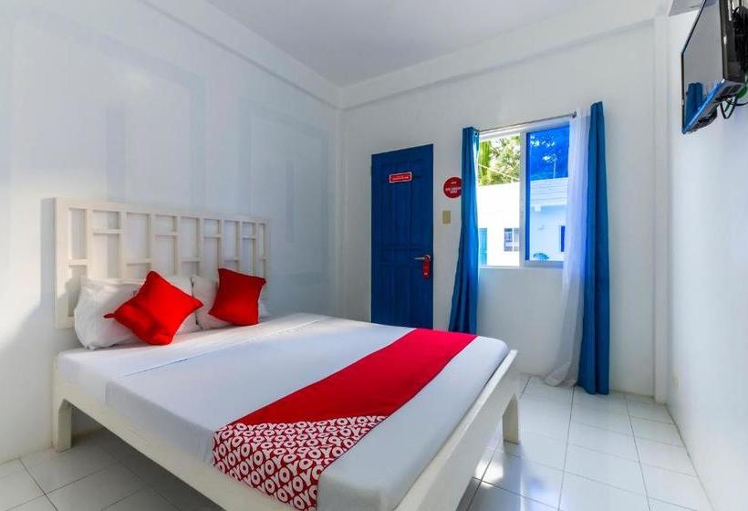 Отель Oyo 466 Issa’s Haven